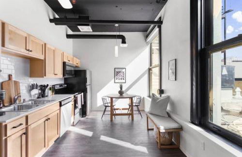 Designer Loft Downtown with WiFi 210 - Foto 2