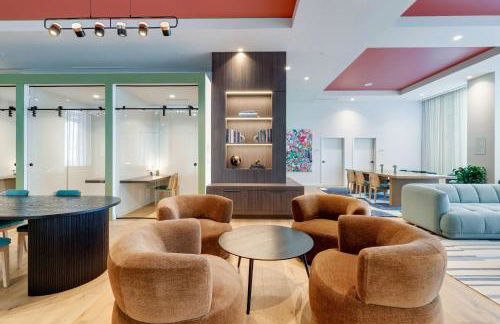 Downtown Drift-Luxury Amenities Sauna & Pool - Foto 33