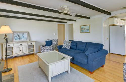 Cozy Westbrook Vacation Rental - Walk to Beach! - Foto 4