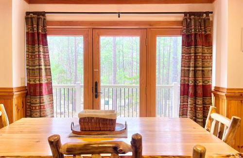 ADK Cabin with Hot Tub, Near Whiteface, Lake Placid, Fire Pit, Game Rm - Foto 8