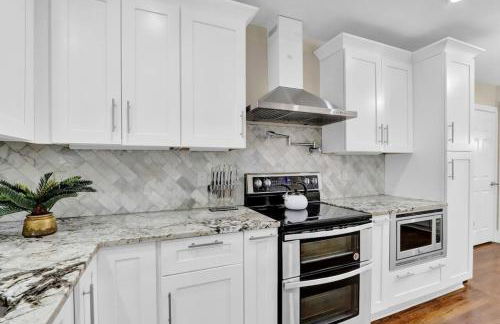 Sleek 5BR Buckhead HomeModern,Spacious & Central - Foto 23