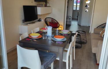 Pretty and quiet top floor 2 bedroom flat in the port area of Nice - Photo 5