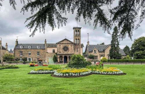 Exclusive Private double room, en-suite wet room Private entrance - Photo 17