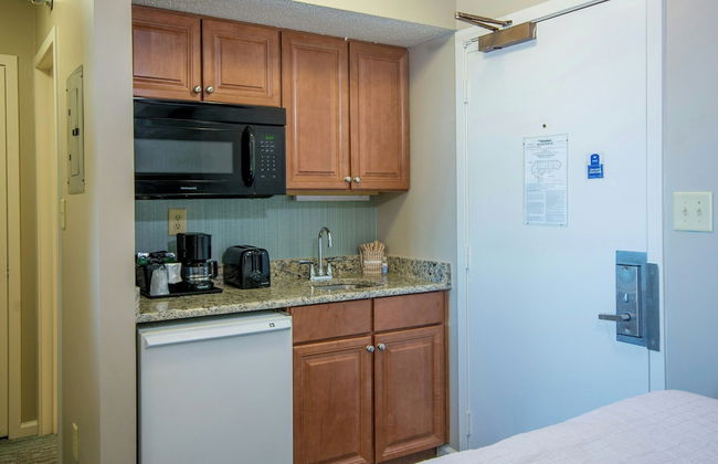 The Strand - A Boutique Resort - Photo 23