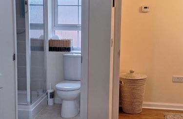 Two Bedroom Semi-detached Modern House in Birmingham - Foto 11