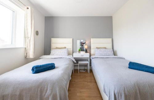 Cosy, Central 2 Bed flat parking - Foto 6