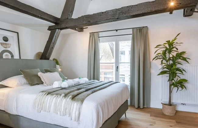 Urban Getaway in the Heart of Antwerp - Photo 8