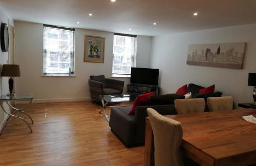 Crown House is a brand new development with unique features - Foto 2