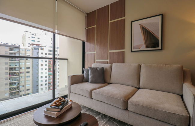 w Comfy 2BR w Modern Balcony Near Kennedy Park - Foto 13