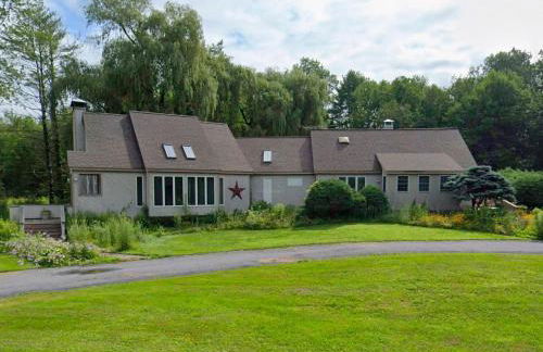 Large Villa 5 Beds, 3 Baths, Firepit, Cozy Stay - Foto 11