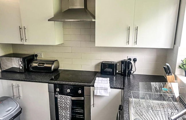 Charming 2-bed Apartment in Hemel Hempstead - Foto 6