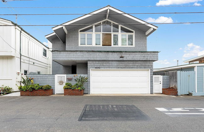 Unbeatable Beachfront Bliss w/ Ocean Views, Luxe Interiors & Patio Beach Road - Foto 45