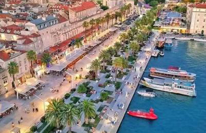 Spacious Apartment Center - Photo 65