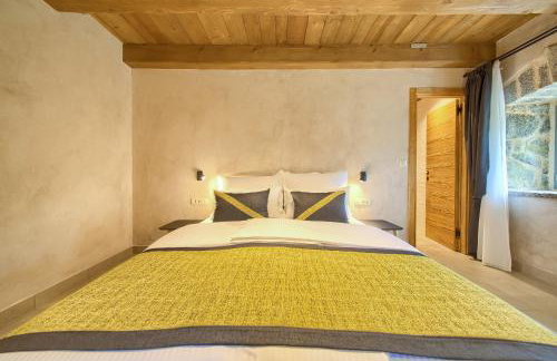 Luxury Jerini Estate - Photo 70