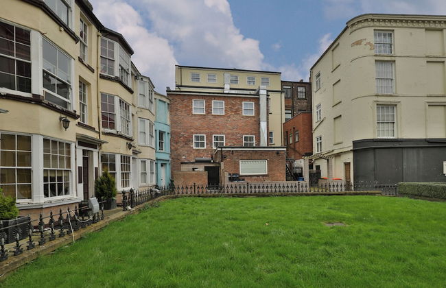 2 Bed Flat - Sleeps 4 - Wifi - Foto 10