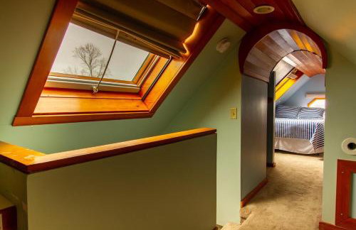 Bristol, RI The Ship of Dreams-Historical District - Foto 17