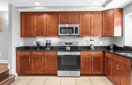 Sunny Summer Stay - Renovated TownHome by Disney! - Foto 12