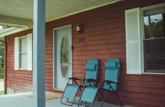 Resting Point - Hot Tub, Firepit, Spacious 4-BR Home - Foto 32