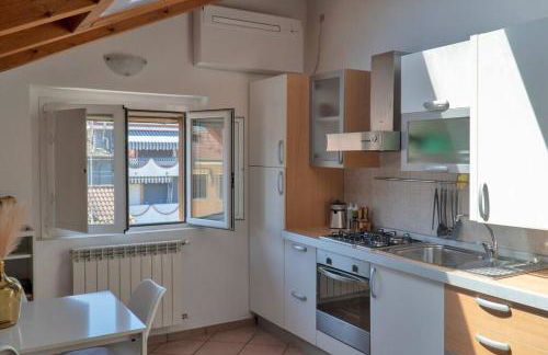 Luminoso Bilocale 5 Minuti da Linate - Foto 3