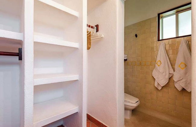 Isabela Ixtapa - Photo 20