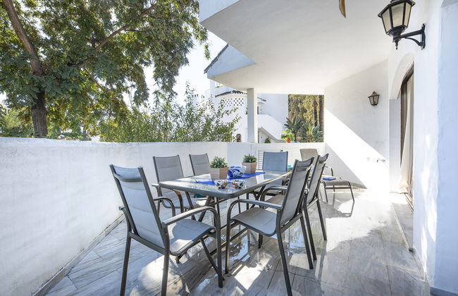 2 bedroom Apartment in Marbella with swimming pool and terrace - Photo 18