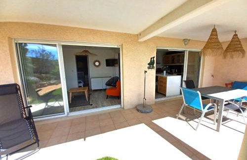 Plain-pied Jardin 6 personnes Clim Vue Mer Parking Wifi Terrasse Piscine dans la résidence - Foto 32