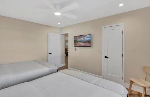 Slice Of Paradise, Remodel w FREE Heated Pool - Foto 18