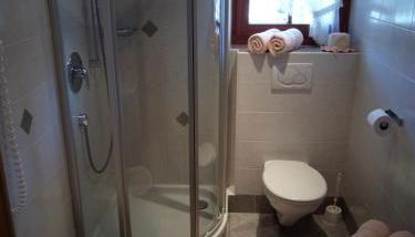 Trogerhof - Foto 3, Shower