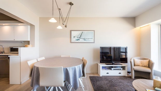 Kentucky 603 - Photo 4, In-room dining