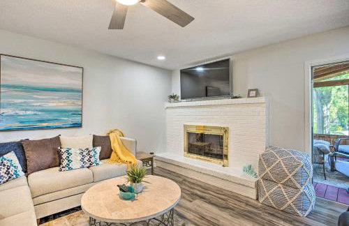 Cedar Creek Lake Home Private Dock and Hot Tub - Foto 3