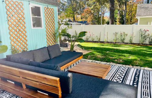 Huge Beach Bungalow- Yard, Beach Pass, King Beds - Foto 15