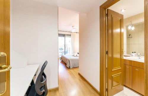 Apartamento en Av de Francia y CArtes y Ciencias - Foto 4