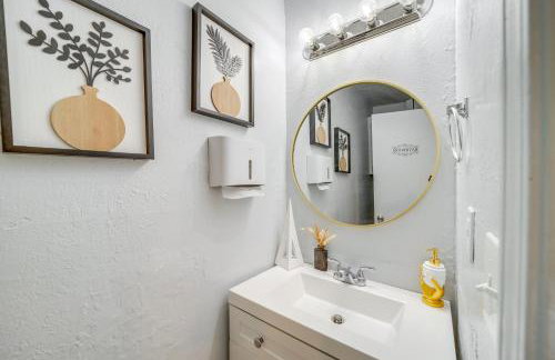 5 Mi to Route 66 Fun! Tulsa Towhome with Game Room - Foto 12