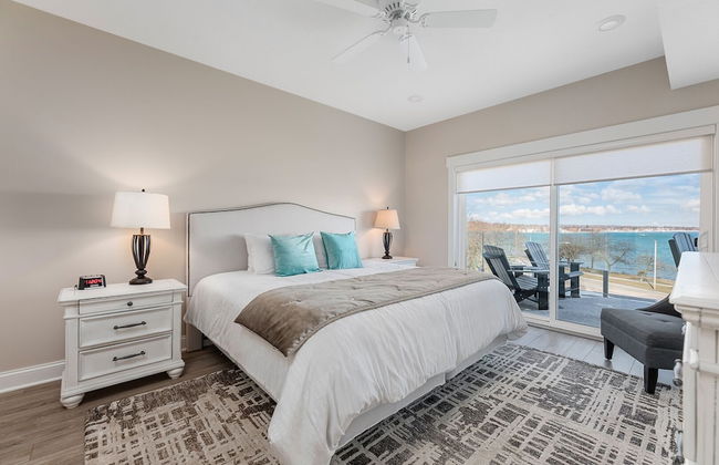 539 Bay St. Lake View Condo Unit 104E - Foto 2