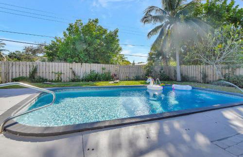 Boca Beauty - Stylish Home With Pool 3 Bedroom Home by RedAwning - Foto 96