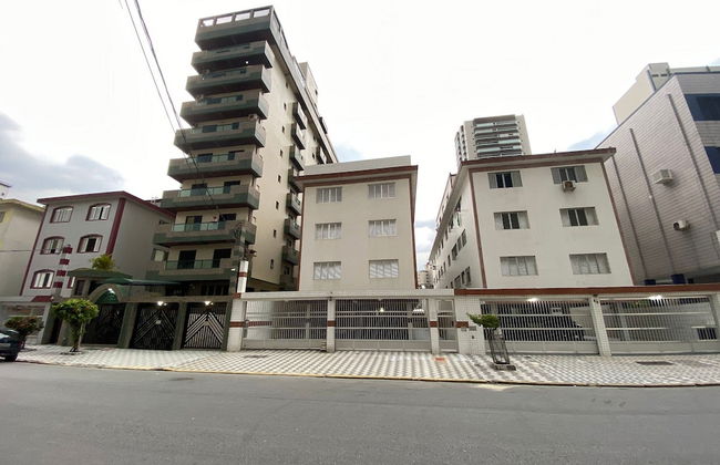 Pé na Areia Praia da Guilhermina - Foto 14