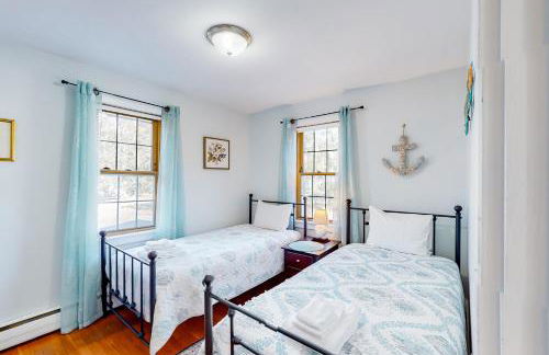 Sea Glass Cottage - Photo 14