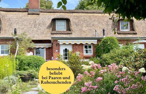 Reetdachhaus in Seenähe, Ruhige Lage, Kamin & Terrasse - Foto 1
