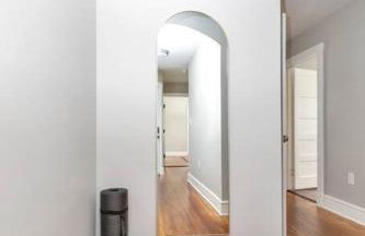 Stay, Play and Pass Go at the Monopoly Penthouse! - Foto 24