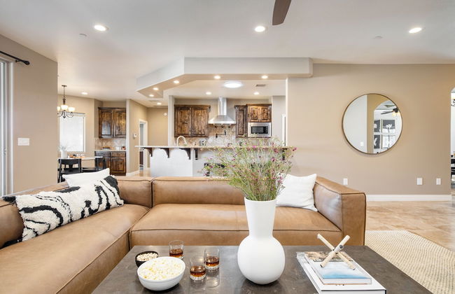 Gambel by Avantstayjtree Escape w/ Entertainers Yard, & Firepit, 3000sf - Foto 12