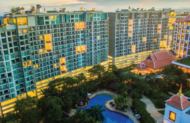 The Astra Condo - Foto 1