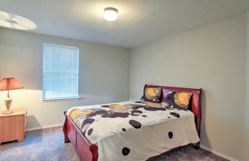 Quiet Arlington House with Yard near Joe Pool Lake! - Foto 20