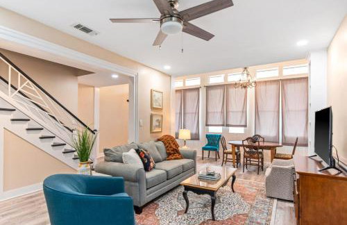 610 Franklin - Downstairs - 2 Bed, 2 Bath, Heart of Downtown, Pet Friendly with fee - Foto 5