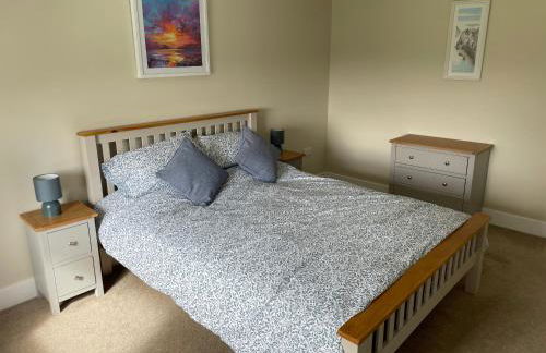 Cottage - Sleeps 4 - Pet Friendly - Parking - Foto 8