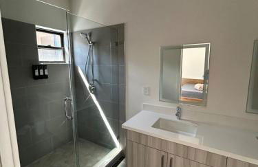 912 Brand New Spacious Tonwhome 3br 3ba sleeps 9 - Foto 7