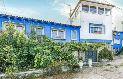 Beautiful Home In Diomondi With Wifi - Foto 1