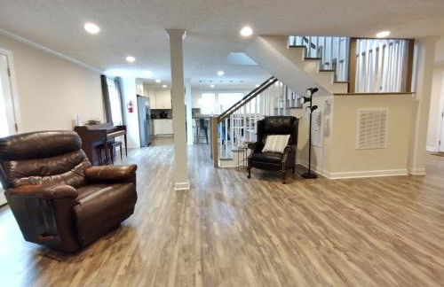 Backwoods Family Getaway! 3 Bedroom house! - Foto 18