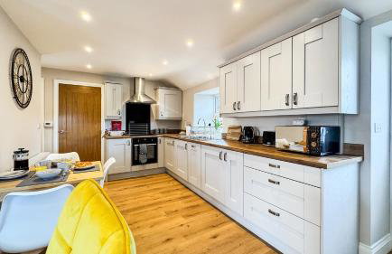 The Oak Apartment - Photo 7