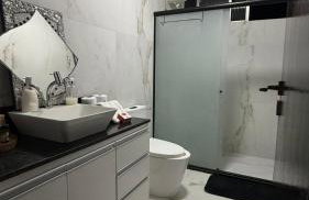 Barra - Frente Shop Barra - 95 m2, 2 quartos, 4 camas, sala, toalete, cozinha e varanda - Foto 14