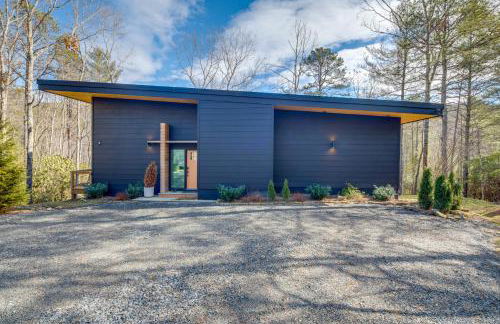 Hot Tub and Fire Pit Modern North Carolina Retreat - Foto 29